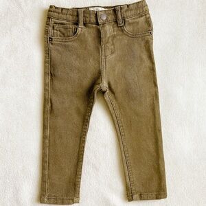 Zara boy toddler Jean style pants in olive green size 12-18 months